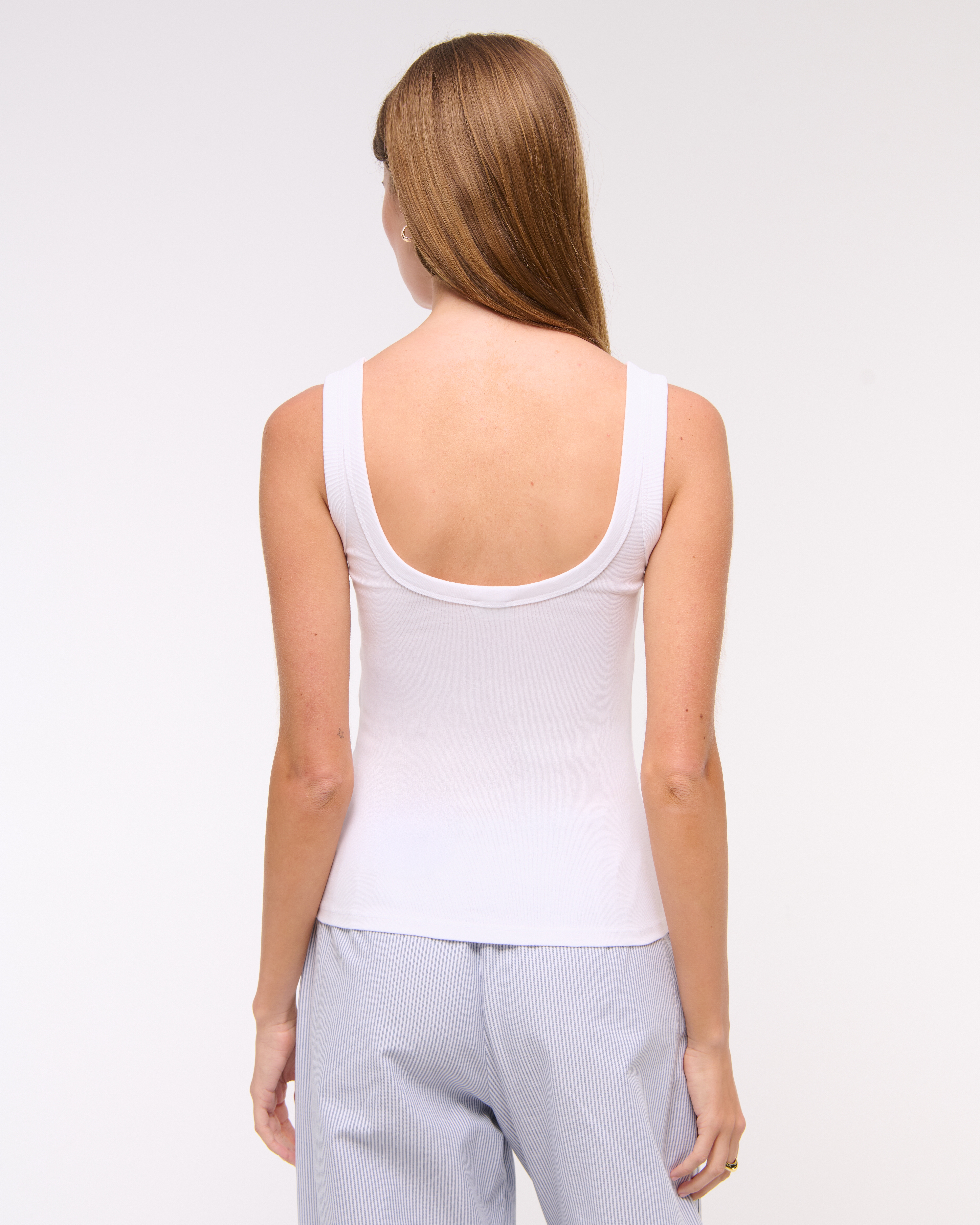 Abercrombie & Fitch Sardines Graphic Scoopneck Tank In White