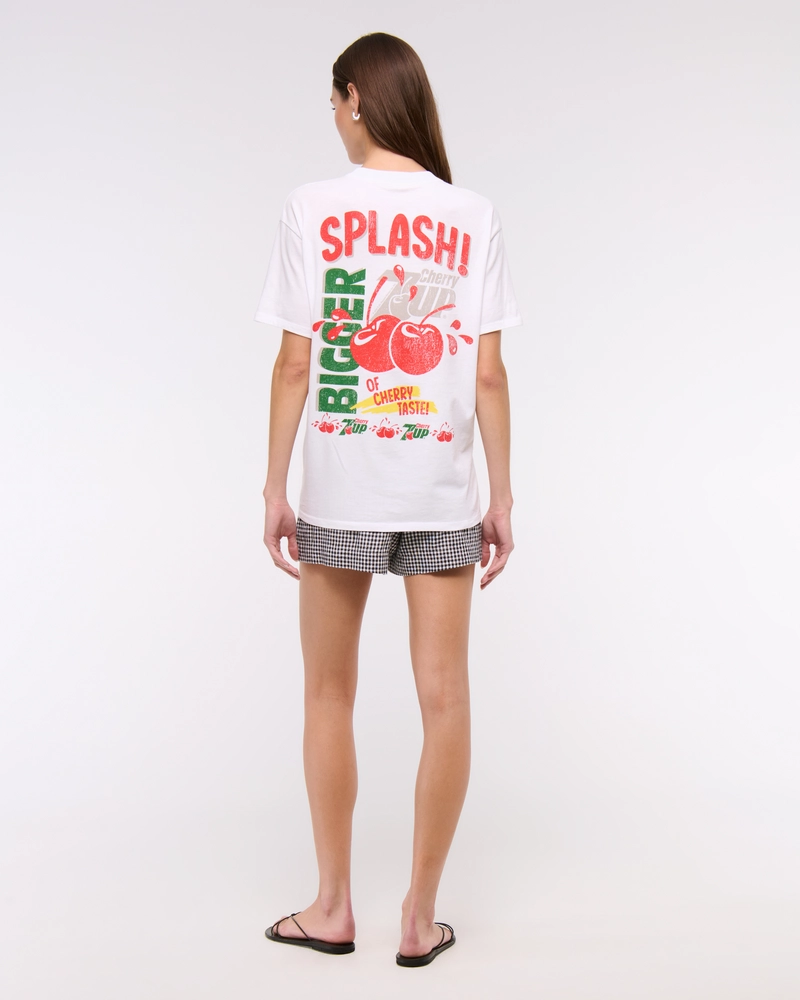 Oversized 7UP Graphic Tee