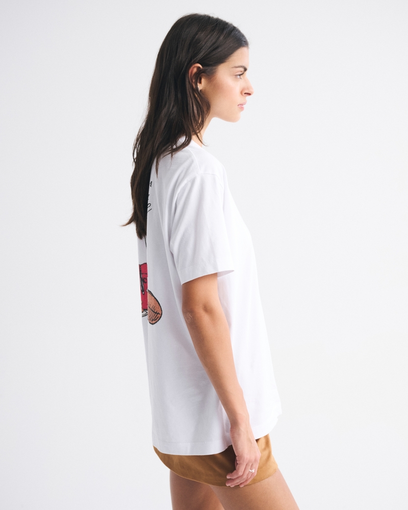 Oversized Snoopy Graphic Tee