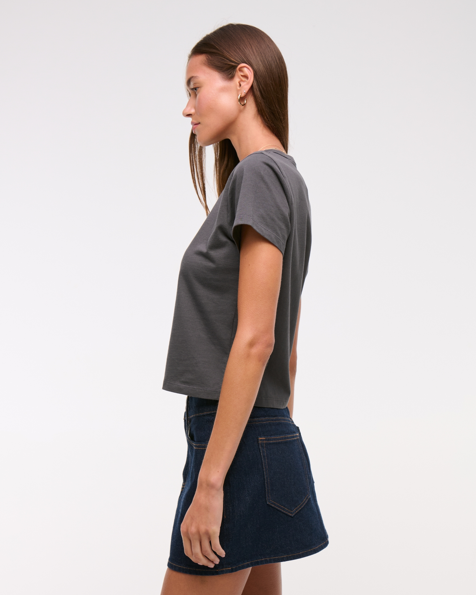 Short-Sleeve Snoopy Graphic Skimming Tee