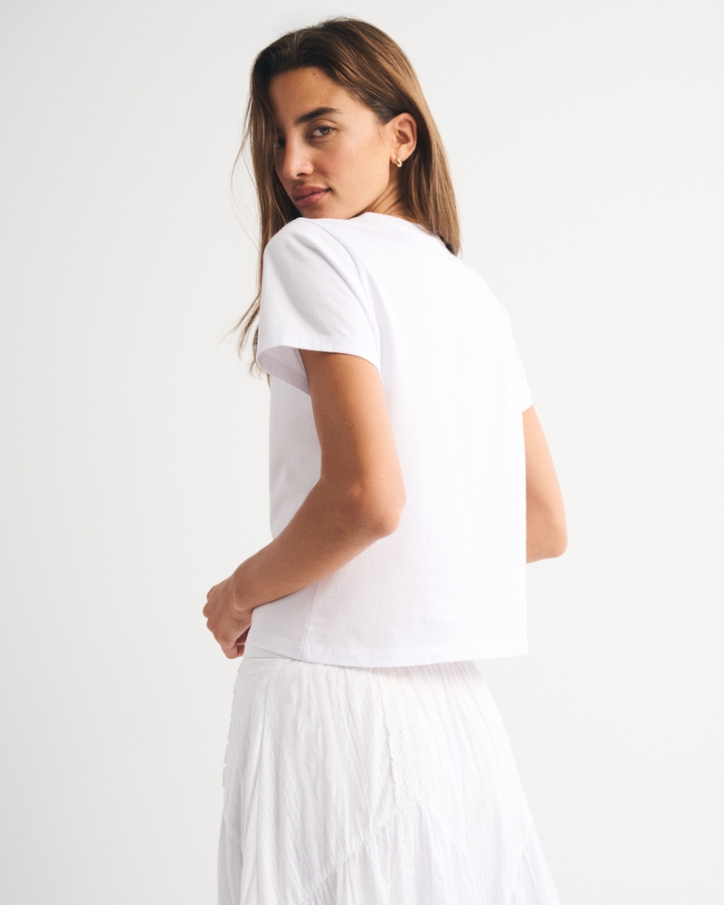 Short-Sleeve Dirty Shirley Graphic Skimming Tee