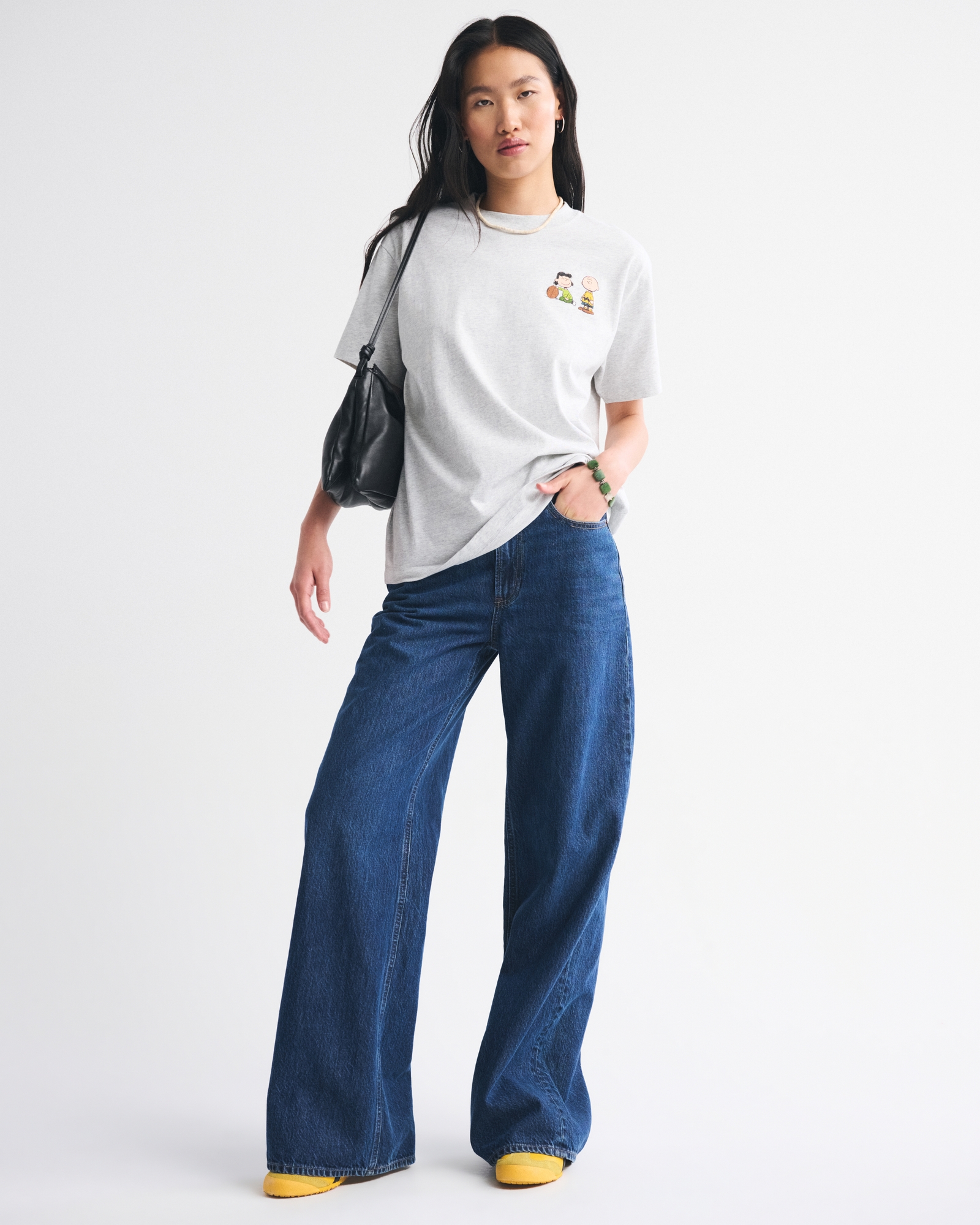 Oversized Snoopy Graphic Tee