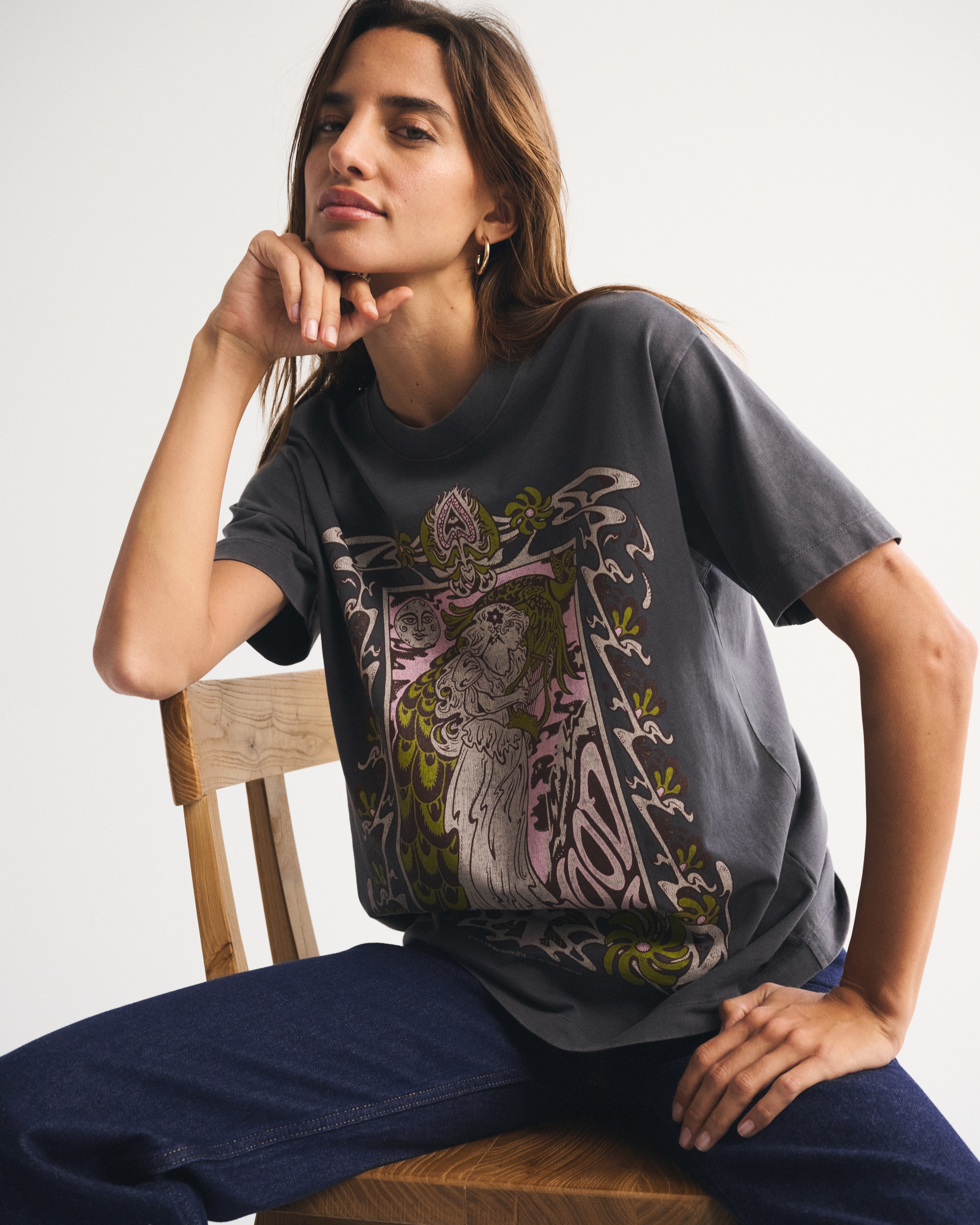 Женские футболки Abercrombie & Fitch Oversized Fleetwood Mac Graphic Tee — фото 2