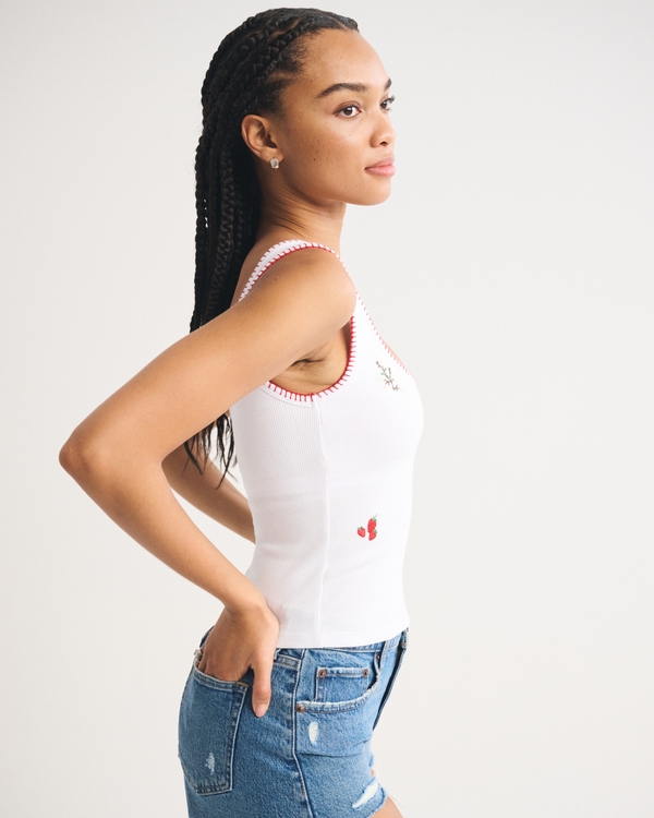 Bra-Free Coastal Graphic Scoopneck Tank