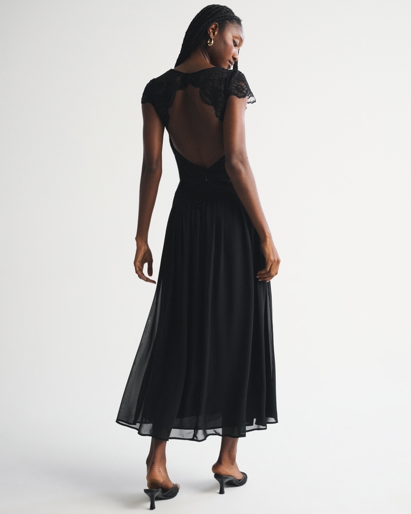 Bra-Free Mixed Fabric Lace Maxi Dress - thumbnail 3