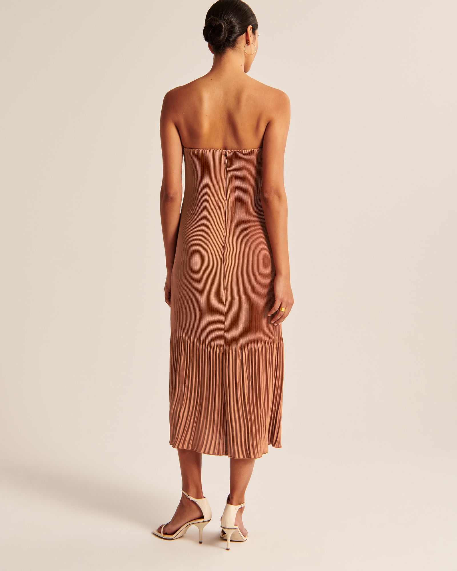 Abercrombie & Fitch The A&F Giselle Pleat Release Midi Dress | MainPlace  Mall