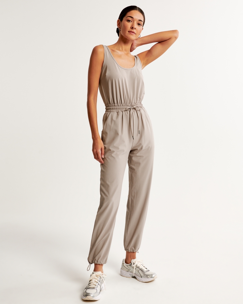1 Jumpsuit, 3 Fashionable Ways - MY CHIC OBSESSION