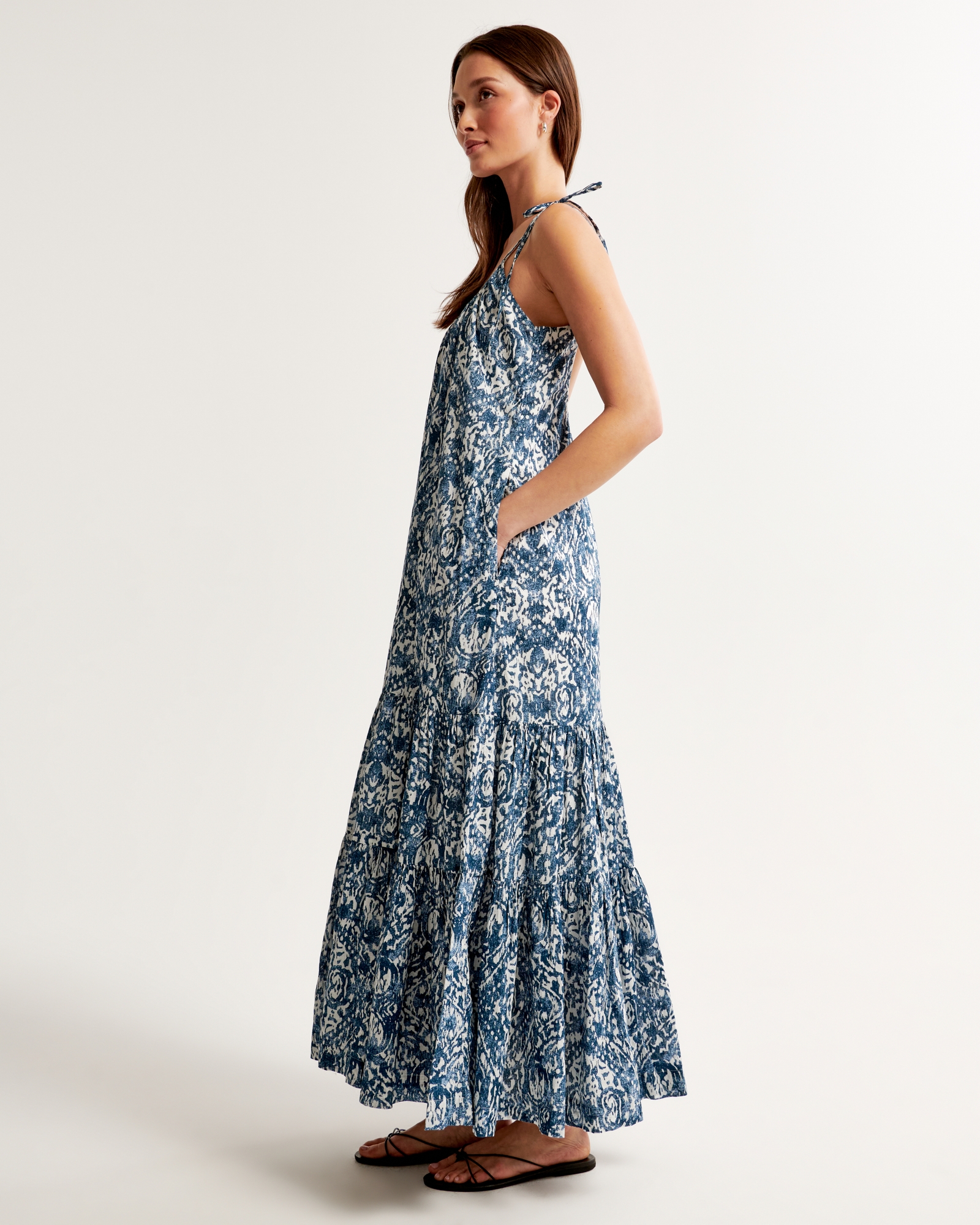 Julianne Tiered Trapeze Maxi Dress