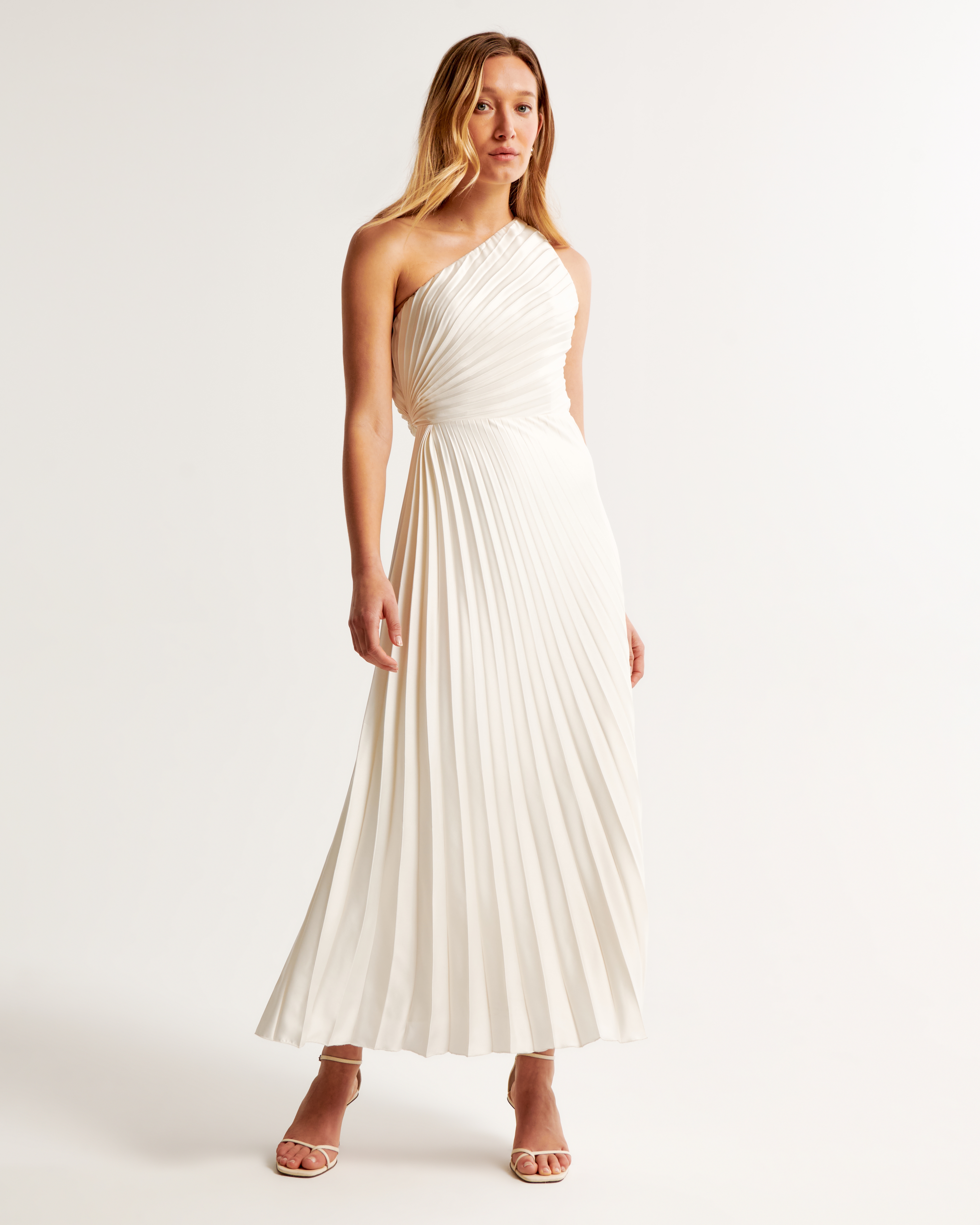 Women's The A&F Giselle Pleated One-Shoulder Maxi Dress