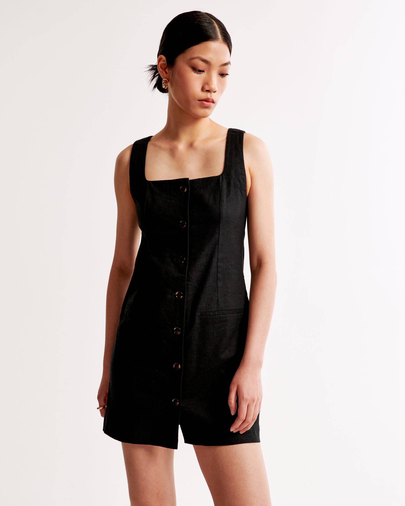 The A&F Mara Squareneck Linen-Blend Vest Mini Dress