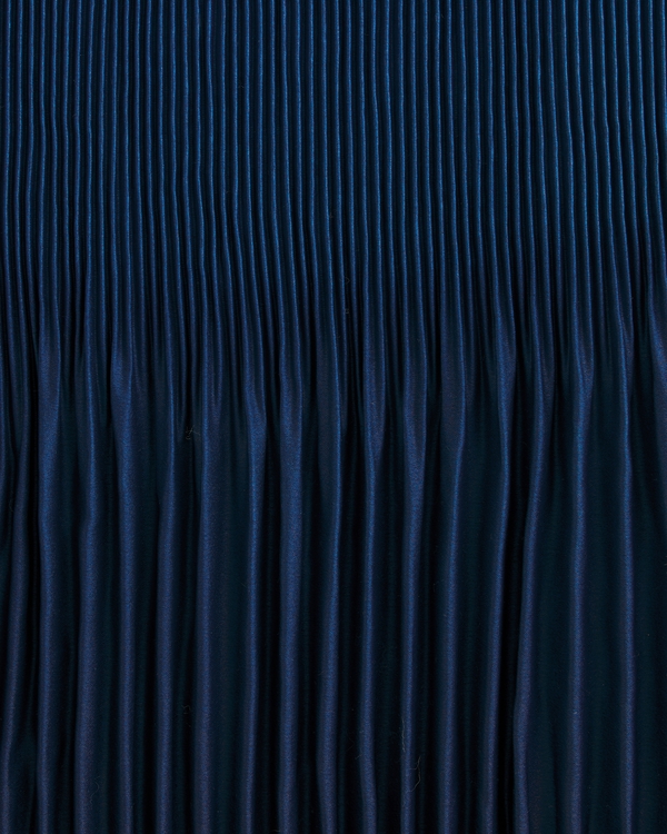 The A&F Giselle Pleat Release Midi Dress