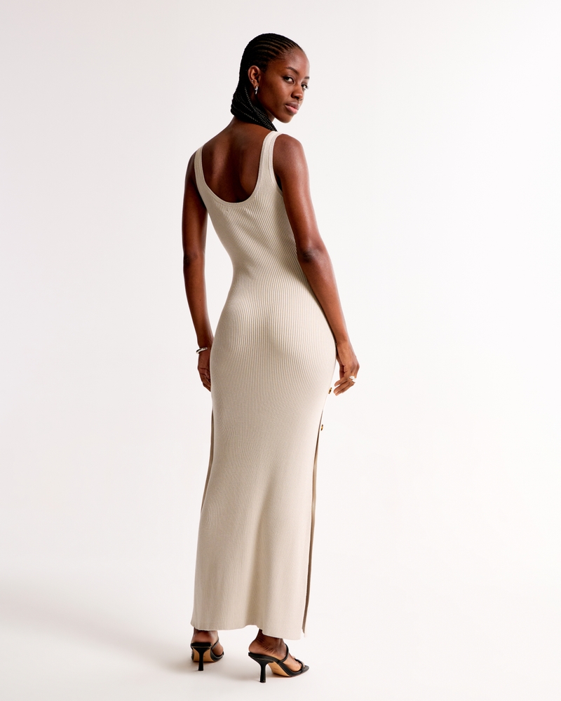 Scoopneck Maxi Sweater Dress
