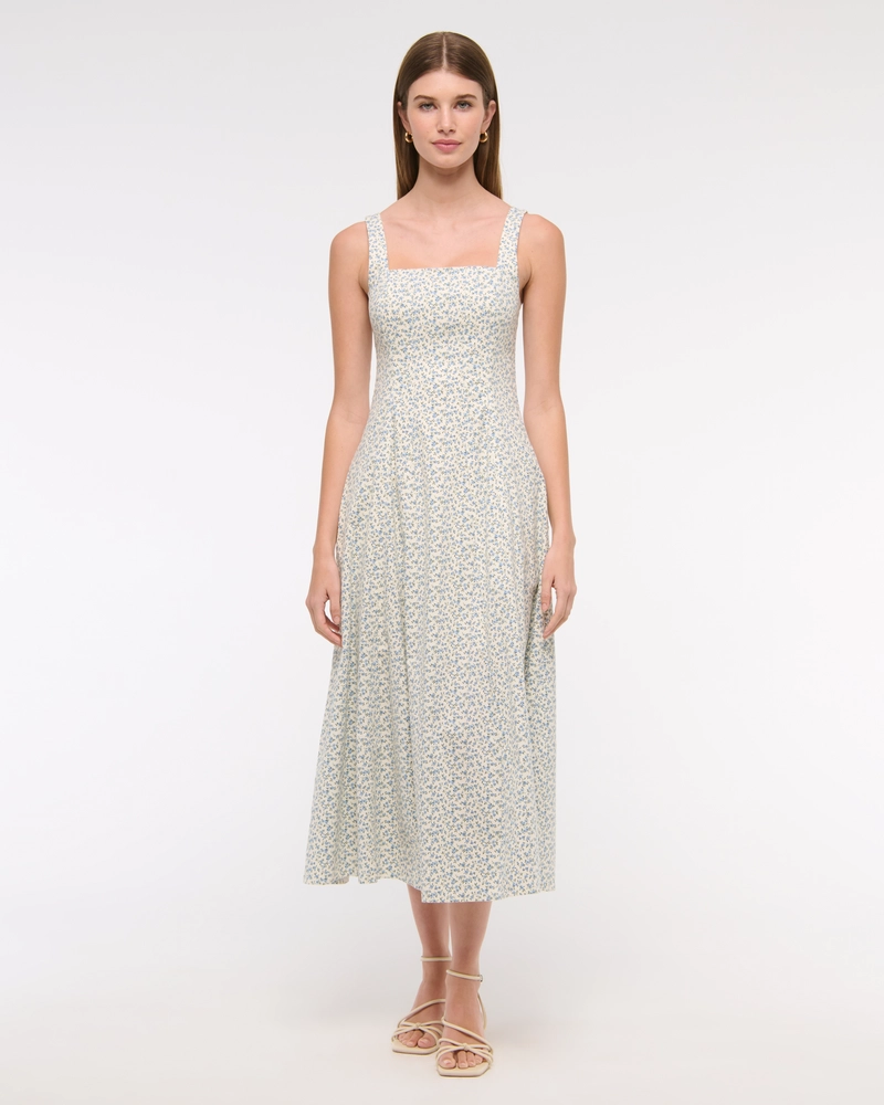 Easy Scoopneck Mini Dress