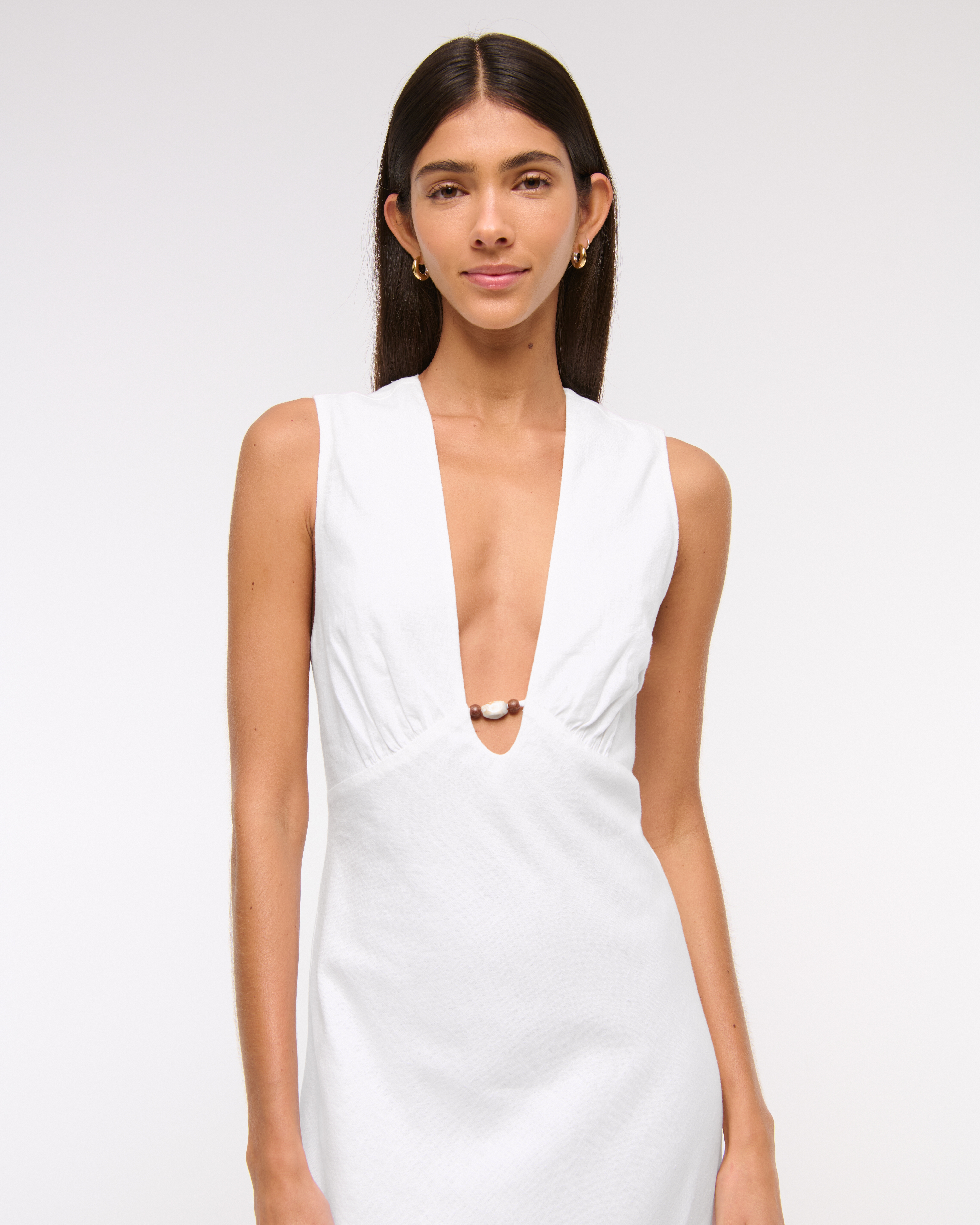 Abercrombie & Fitch Beaded Plunge Linen-blend Maxi Dress In White