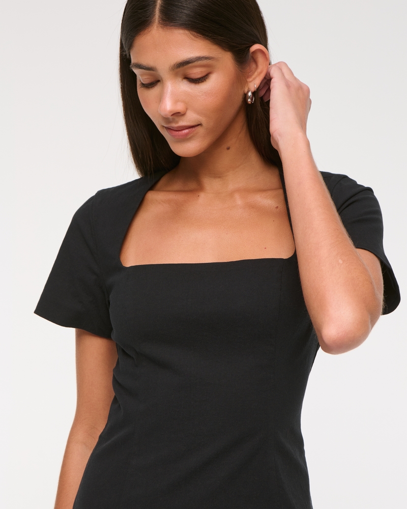 Short-Sleeve Stretch Mini Dress