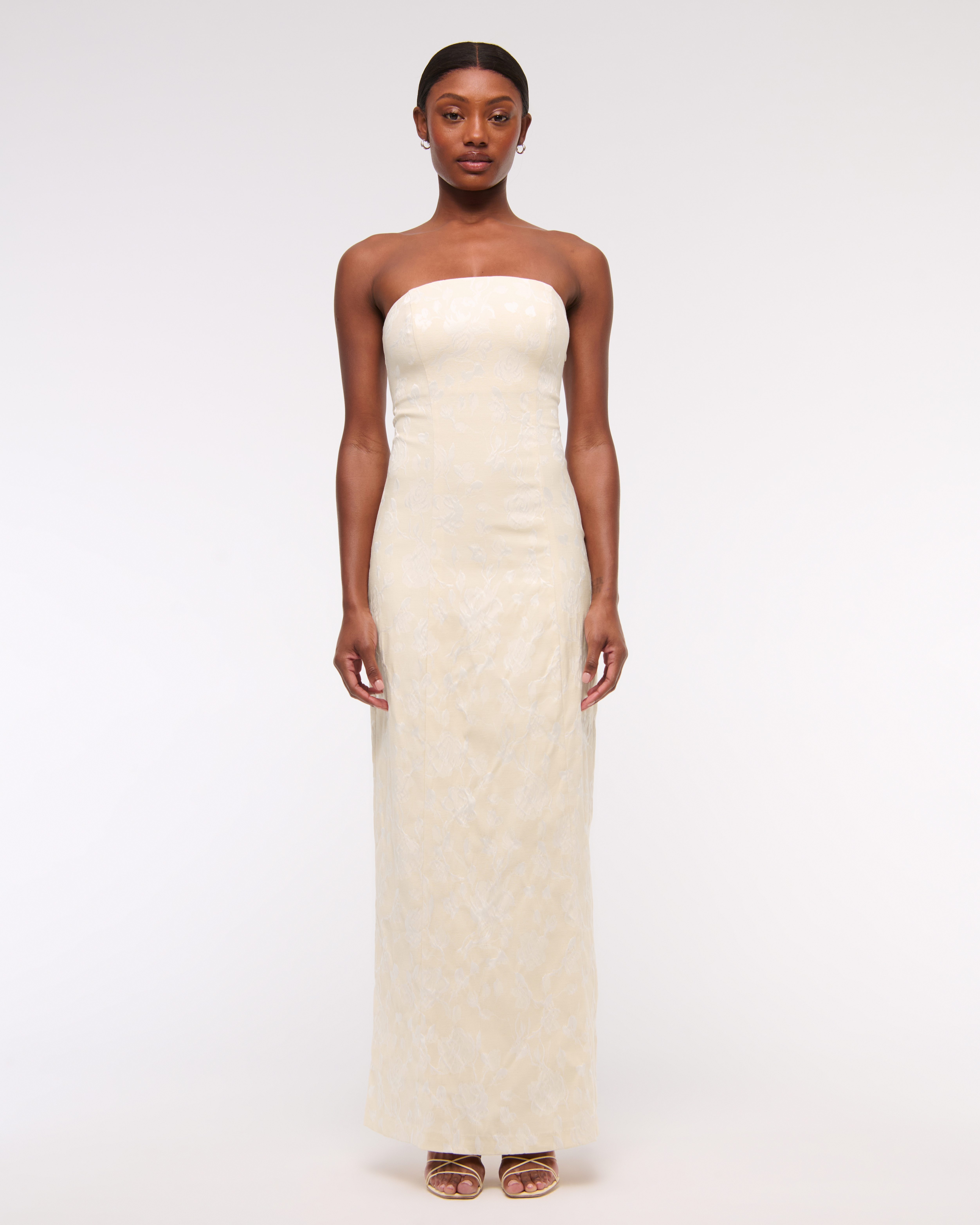Женские платья Abercrombie & Fitch Strapless Floral Textured Maxi Dress — фото 2