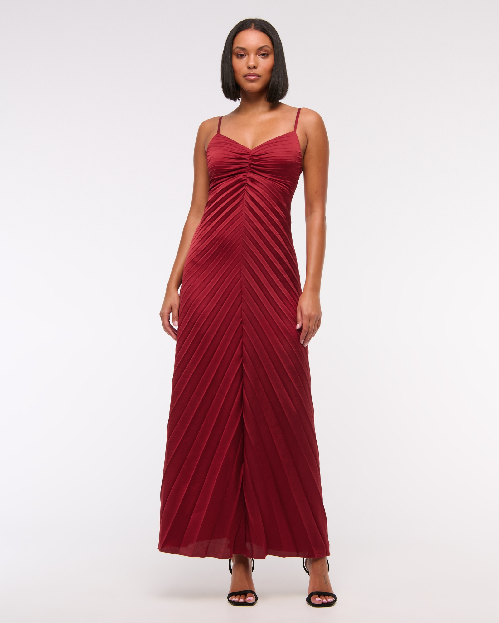 giselle sunburst pleated maxi dress Abercrombie & Fitch The A&F Giselle Sunburst Pleated Maxi Dress