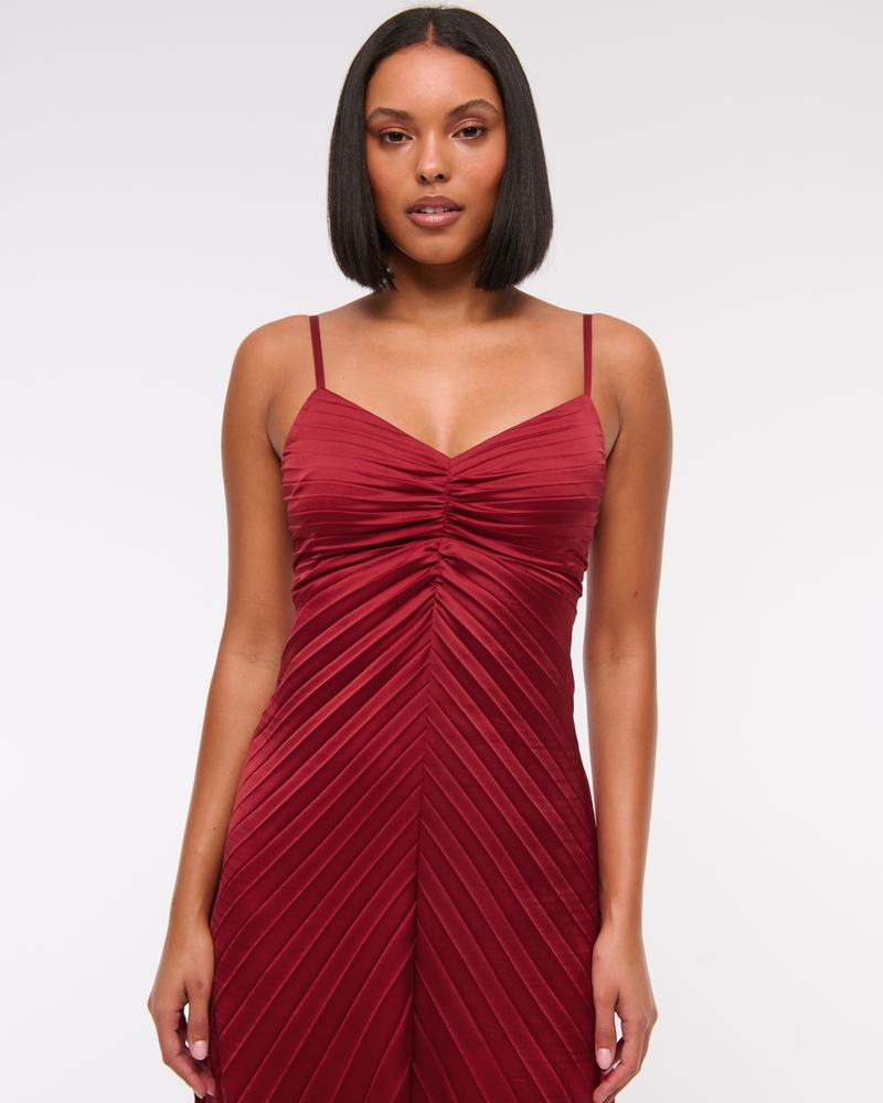 The A&F Giselle Sunburst Pleated Maxi Dress
