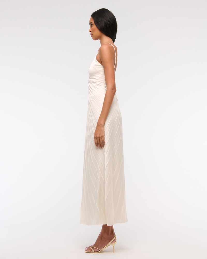 select to zoom model image