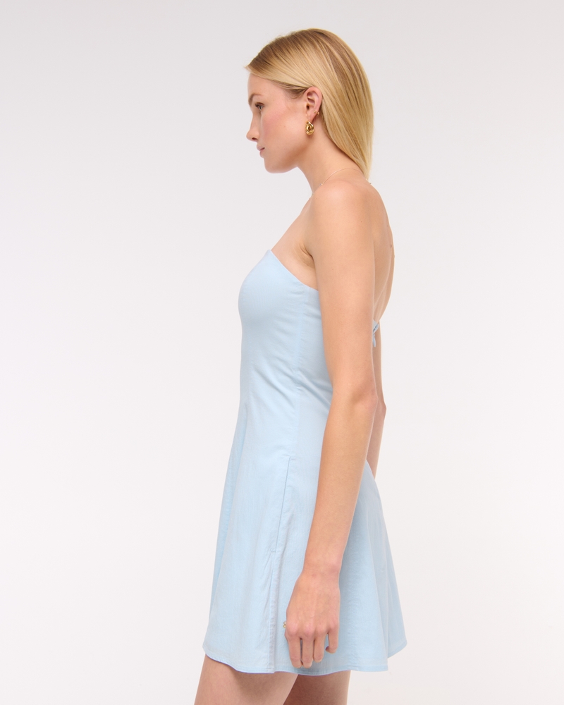 The A&F Mila Strapless Mini Dress