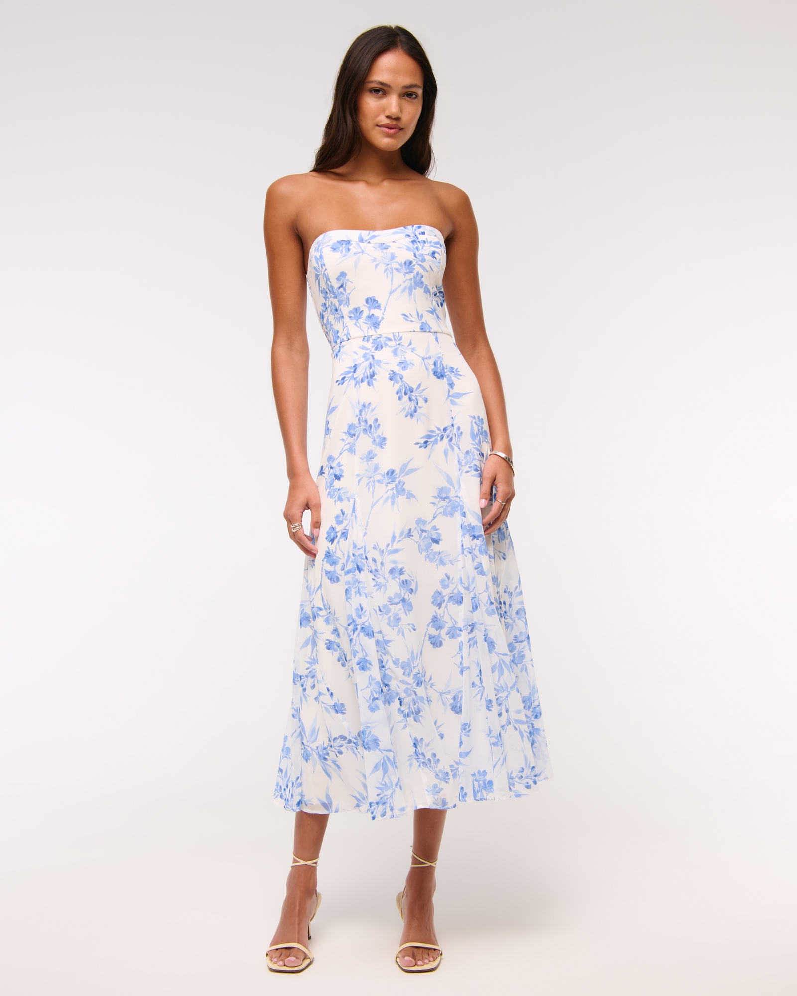 white classy graduation dress Chic for Women Hemline/Train Shoe Size:Size 6.5R Male - Size 8.5R Female Royal Blue Suits Unic Dolce & Gabbana Seaside-Embellished