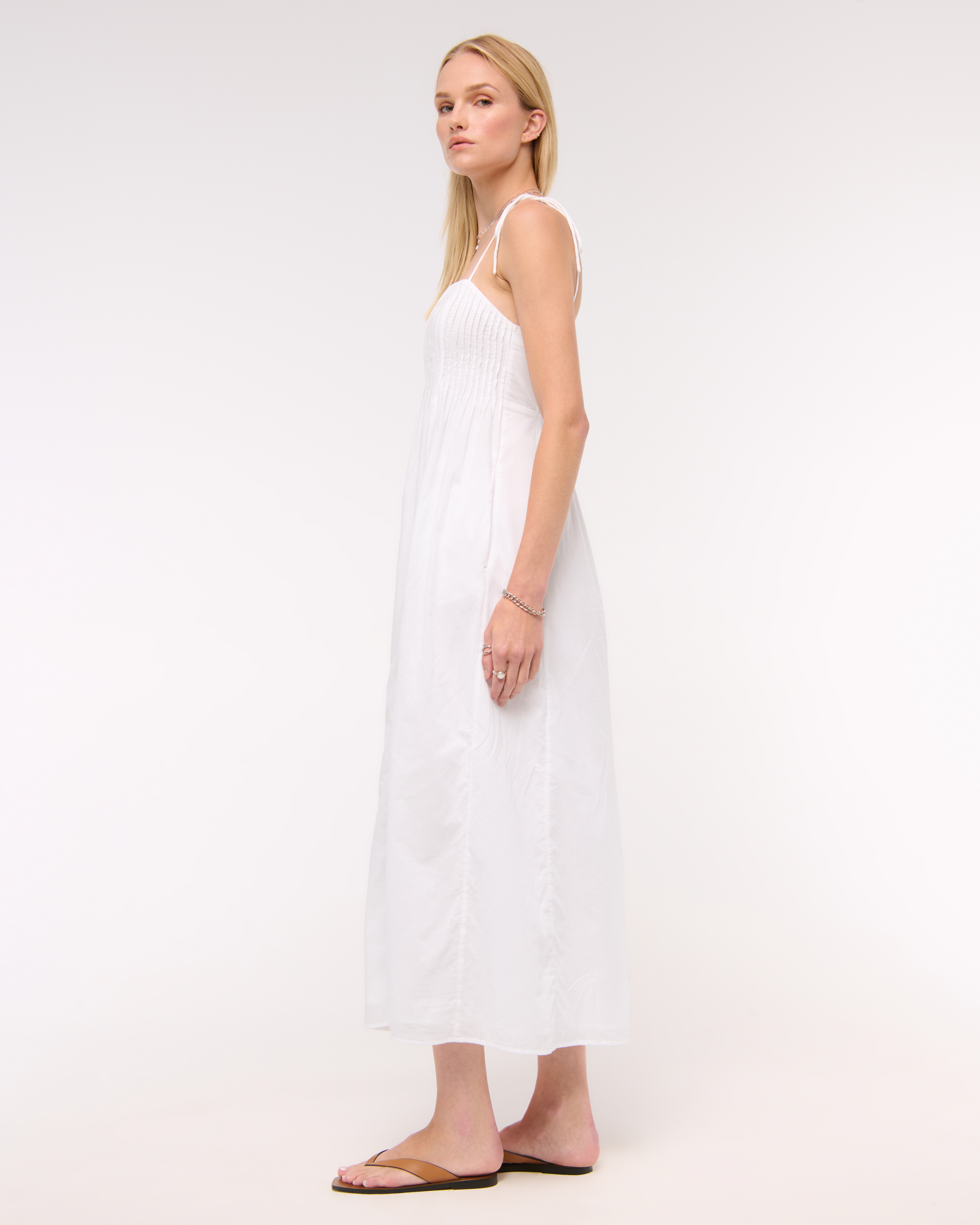 Женские платья Abercrombie & Fitch Pintuck Flowy Maxi Dress — фото 3