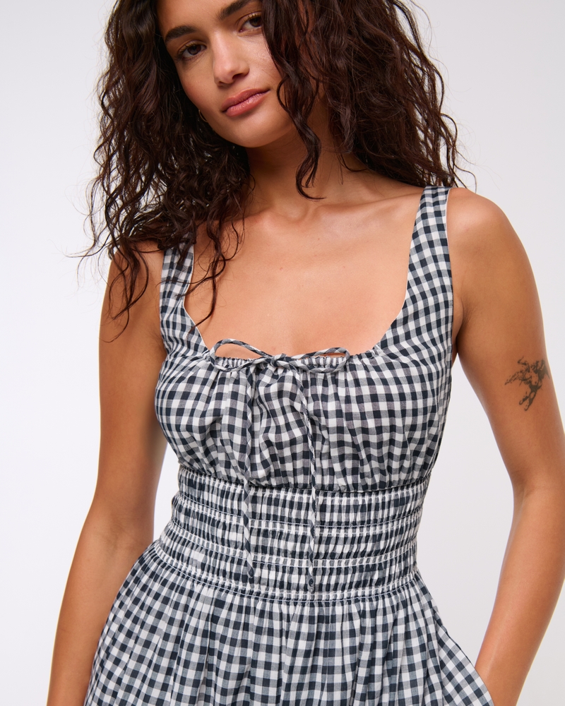 Easy Scoopneck Mini Dress