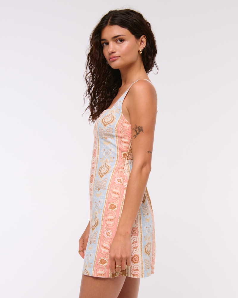 The A&F Scarlett Squareneck Linen-Blend Skort
