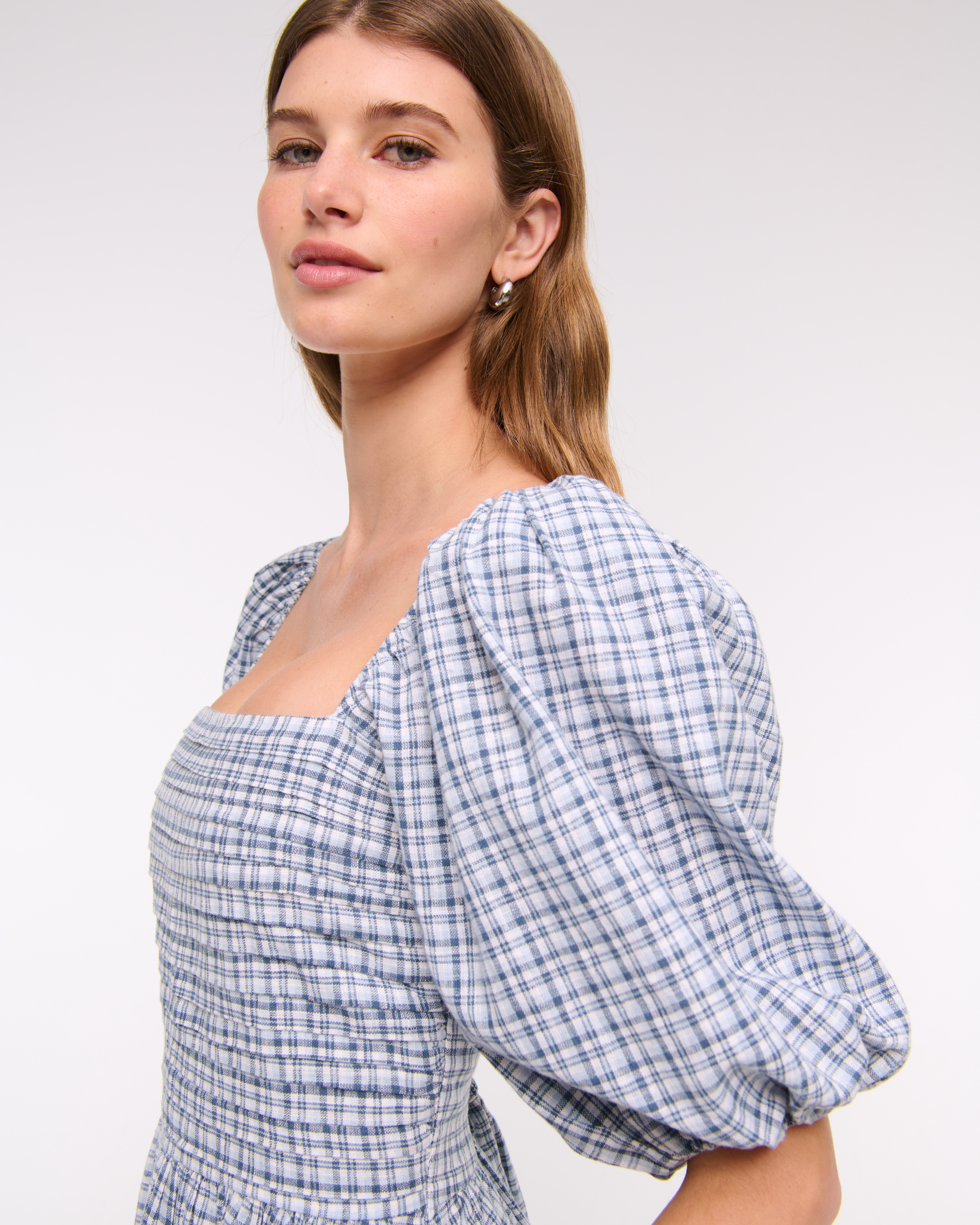 Abercrombie & Fitch The A&f Emerson Linen-blend Puff Sleeve Midi Dress In Blue