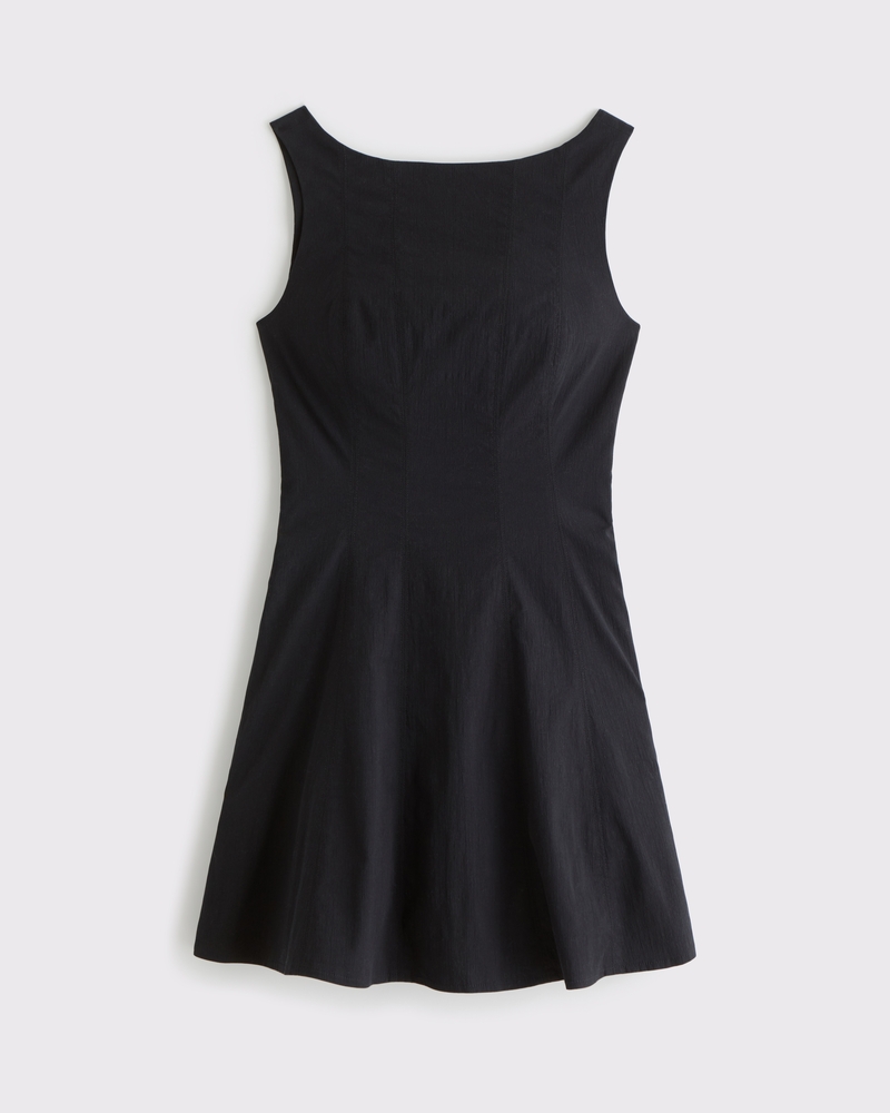 Flattering Bodice Black Sleeveless Mini Dress Flattering Bodice Black Sleeveless Mini Dress