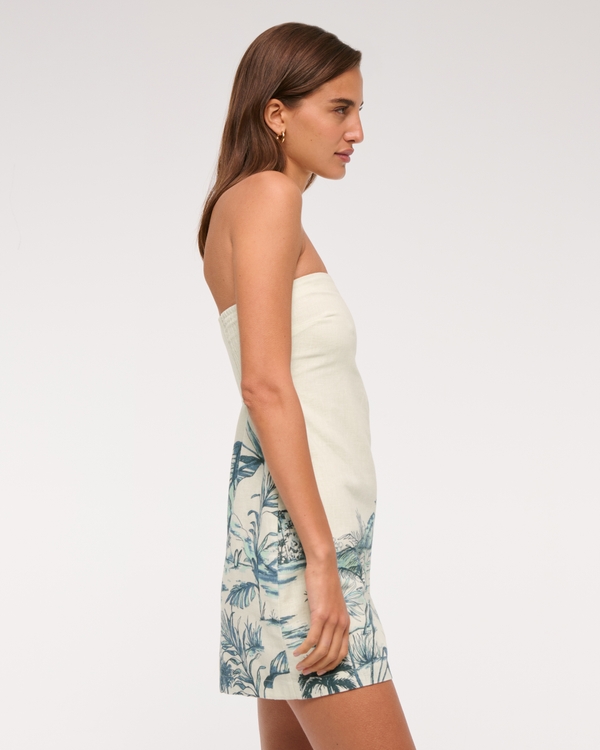 The A&F Scarlett Strapless Linen-Blend Skort