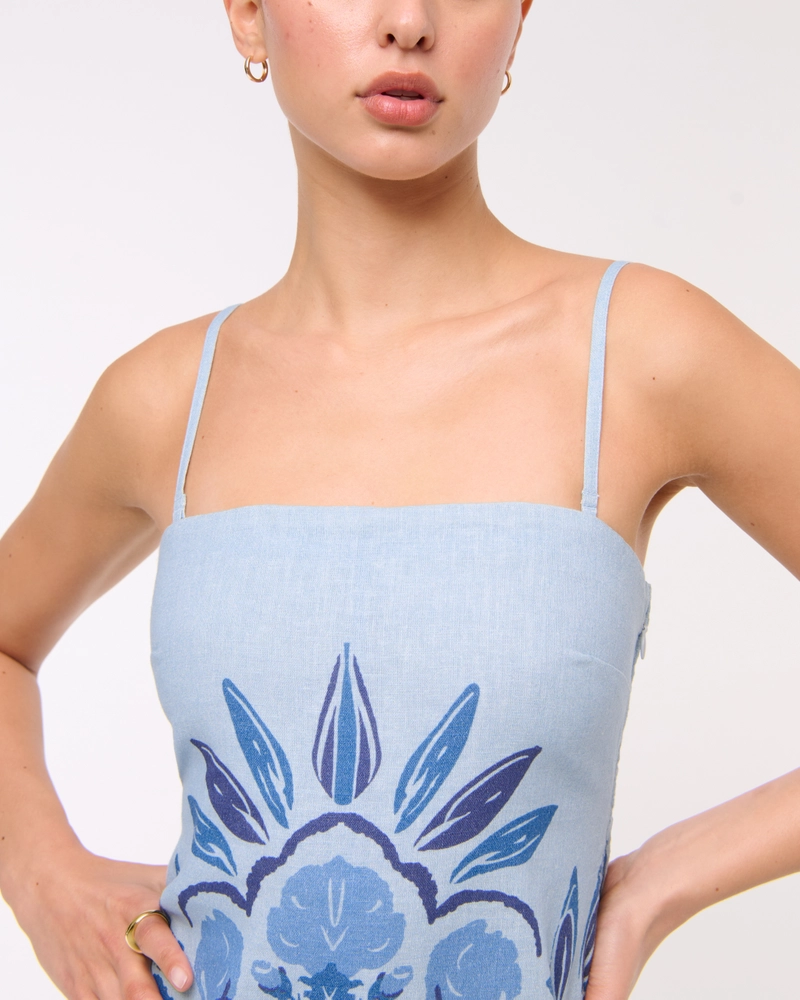 The A&F Scarlett Strapless Linen-Blend Skort