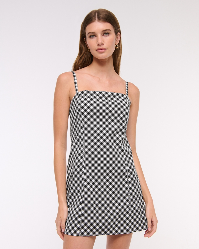 Bra-Free Everyday Skort