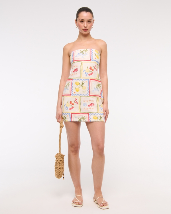 The A&F Scarlett Strapless Linen-Blend Skort