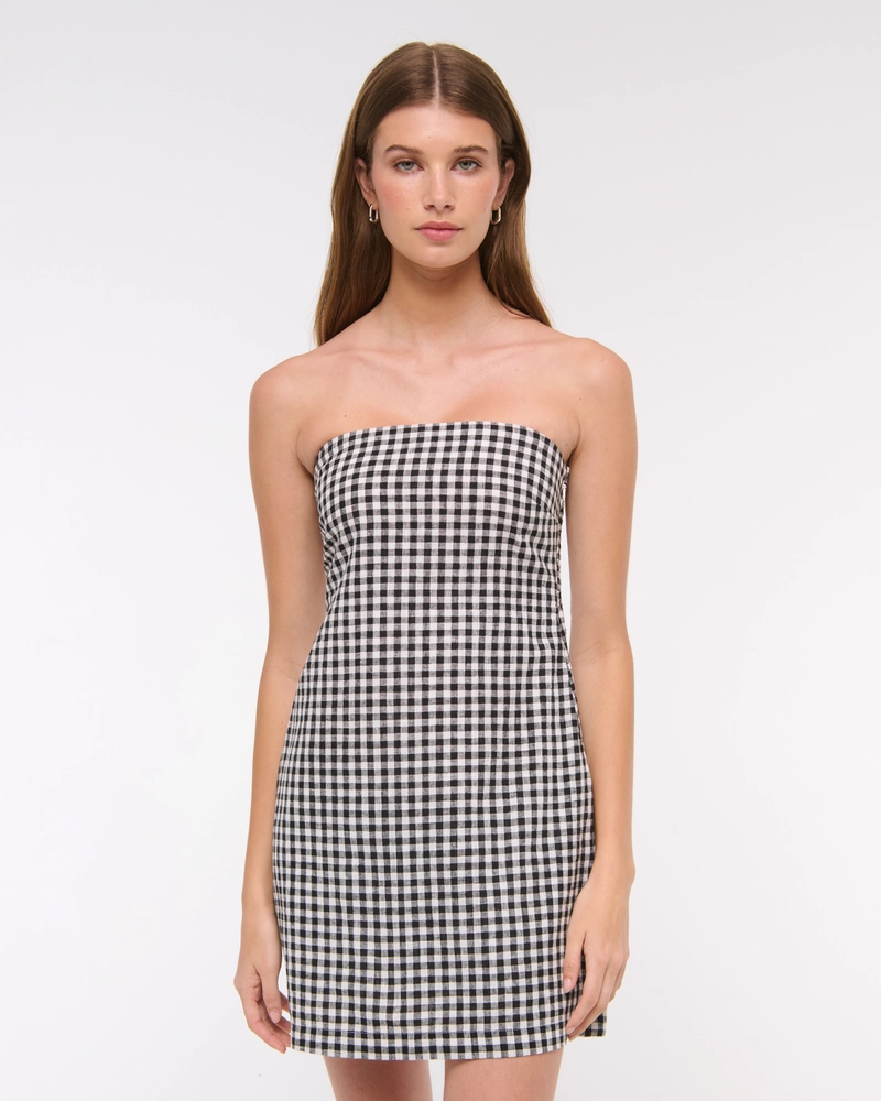 The A&F Scarlett Strapless Linen-Blend Skort