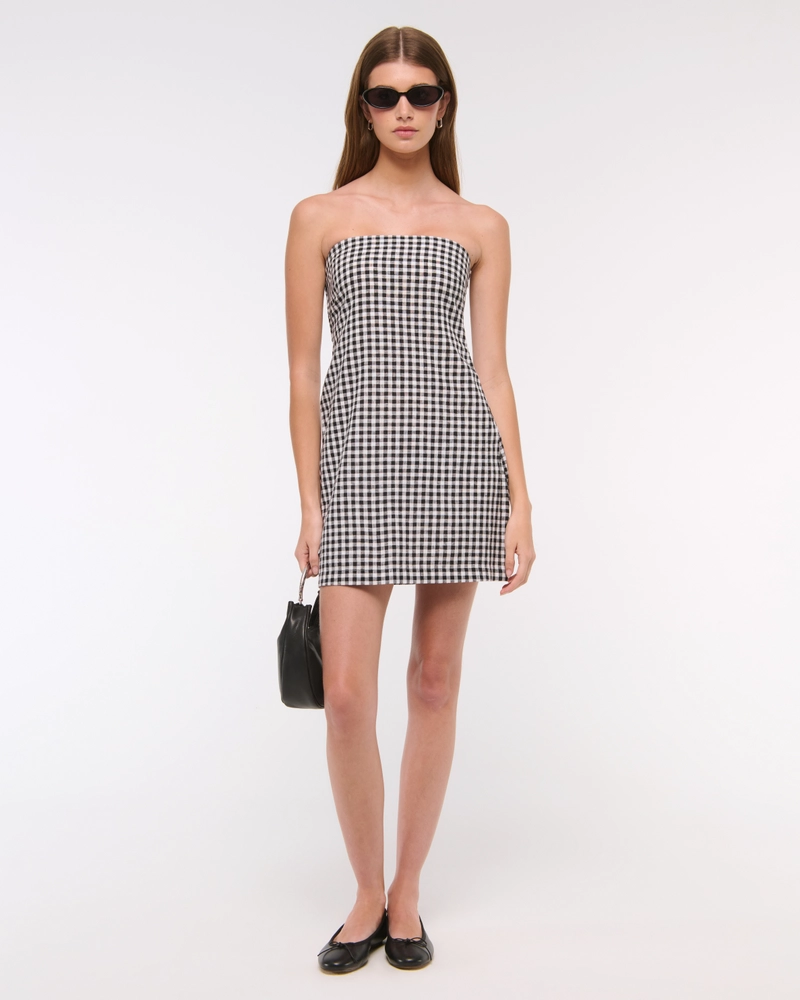 The A&F Scarlett Strapless Linen-Blend Skort
