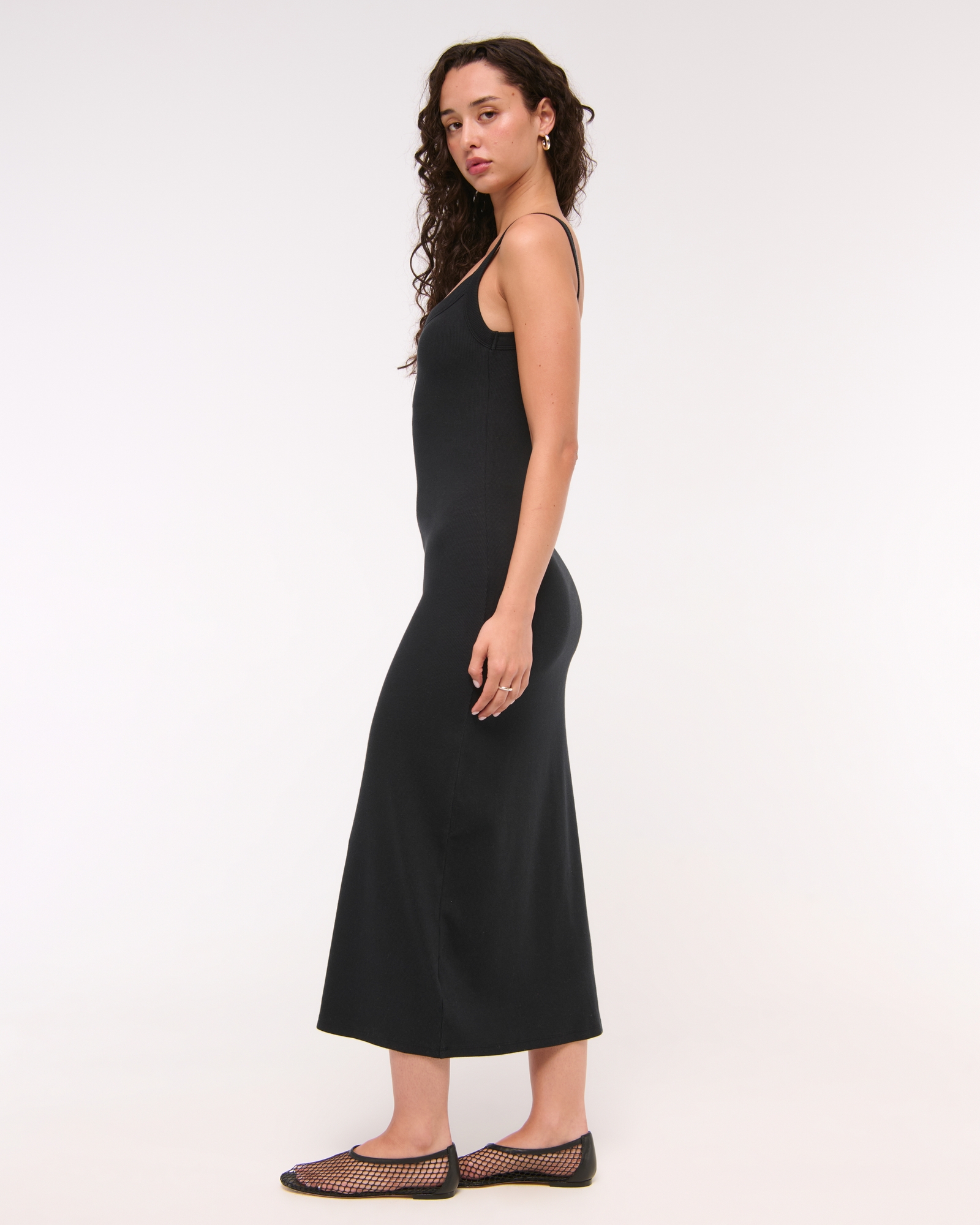 Bra-Free Essential 90s Rib Midi Dress