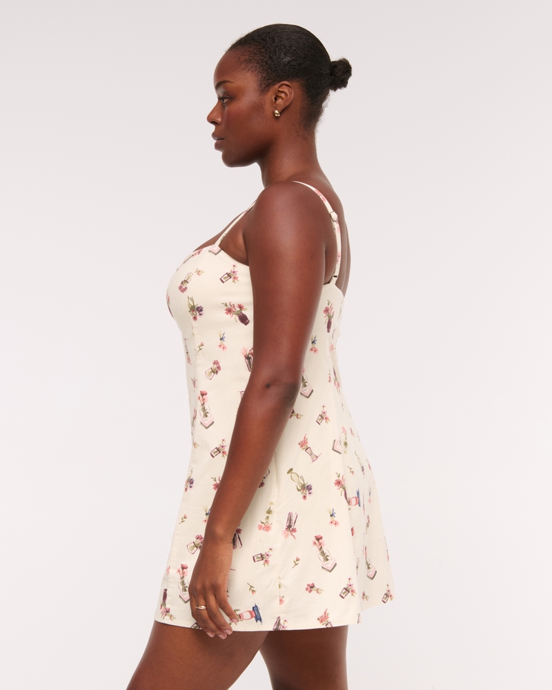 Bra-Free Everyday Skort