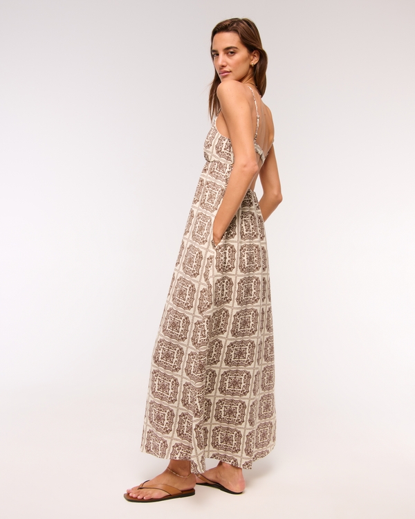 Bra-Free Clasp-Back Flowy Maxi Dress