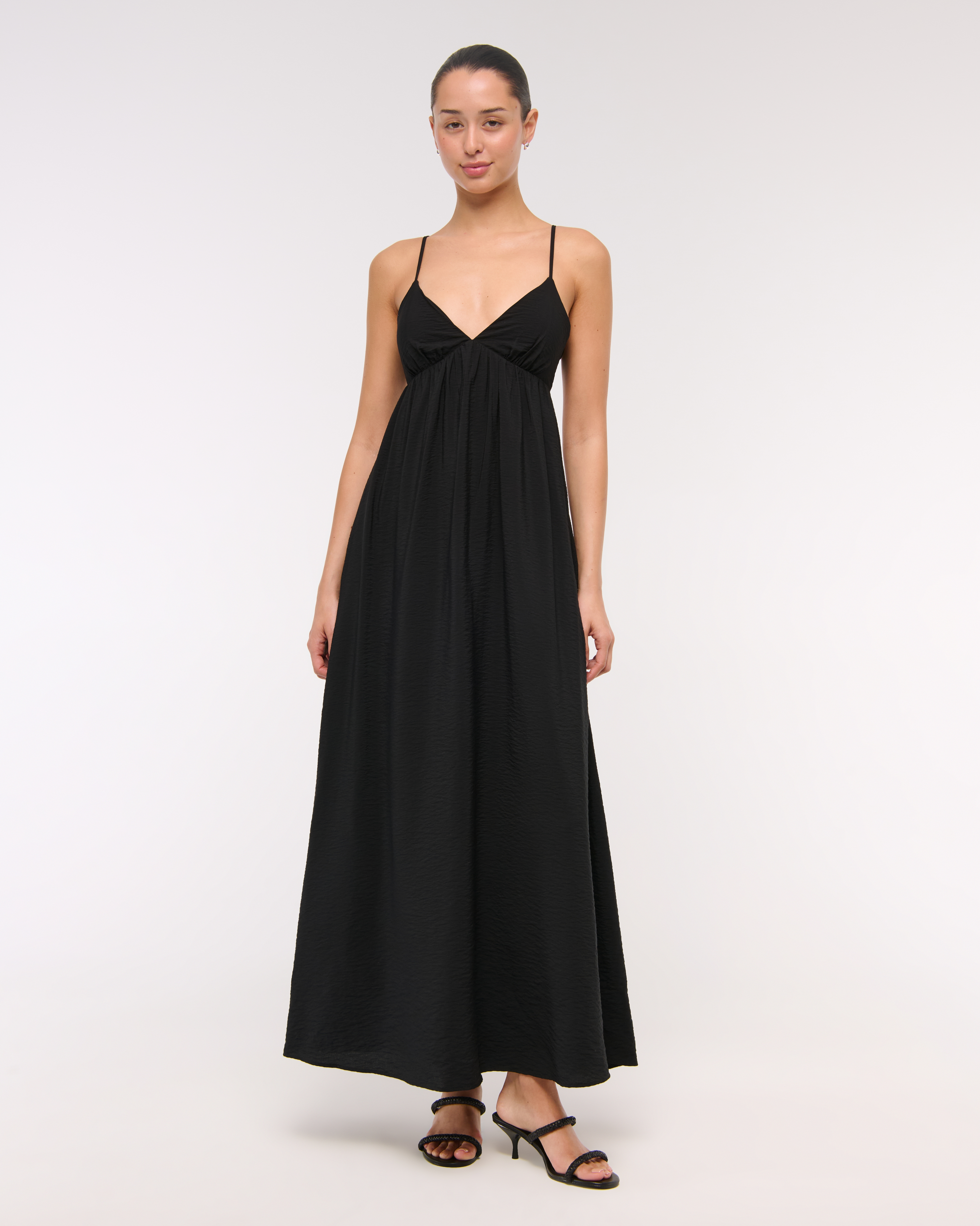Женское платье Abercrombie & Fitch Bra-Free Clasp-Back Flowy Maxi, цвет: Чёрный — фото 3