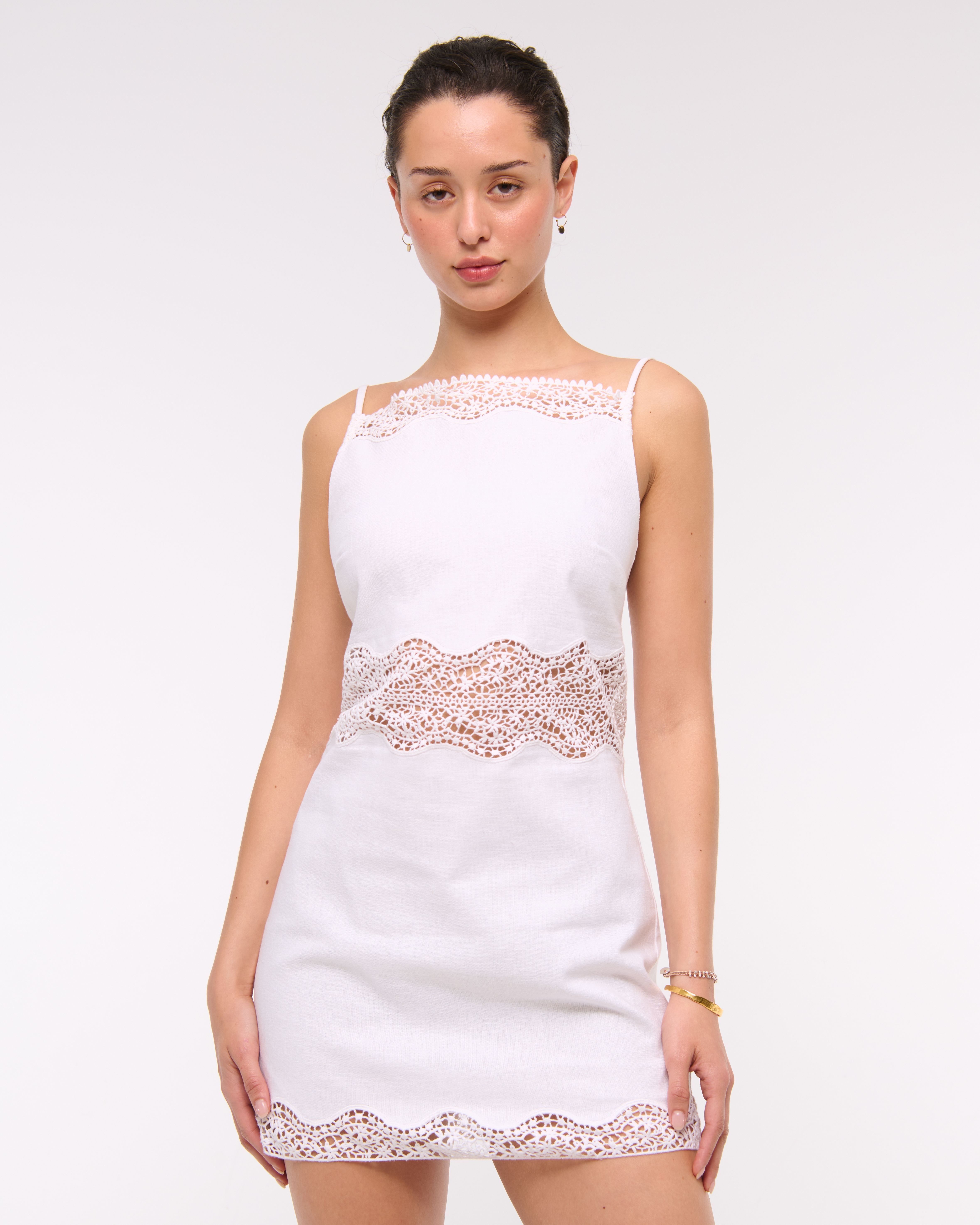 L’AUBE BLANC Pin-tuck Lace Mini Dress L'AUBE BLANC Pin-tuck Lace Mini Dress Pin-tuck Lace Mini