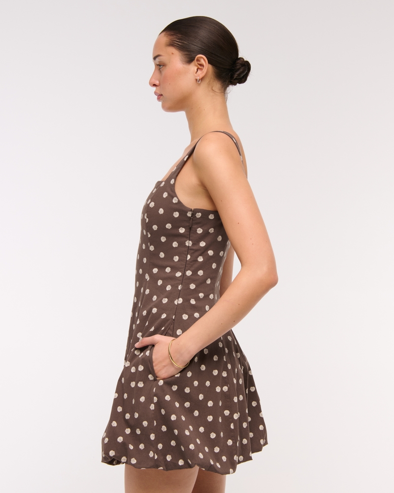 The A&F Mila Bubble Hem Mini Skort