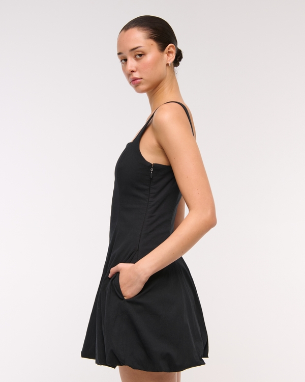 The A&F Mila Bubble Hem Mini Skort