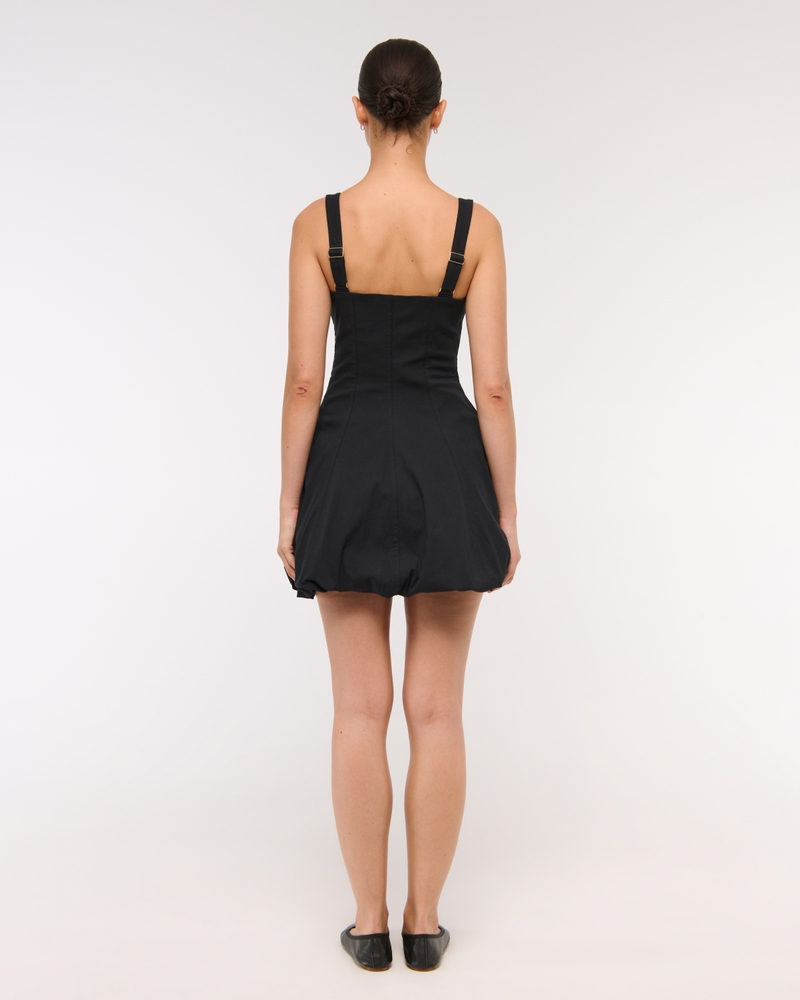 The A&F Mila Bubble Hem Mini Skort
