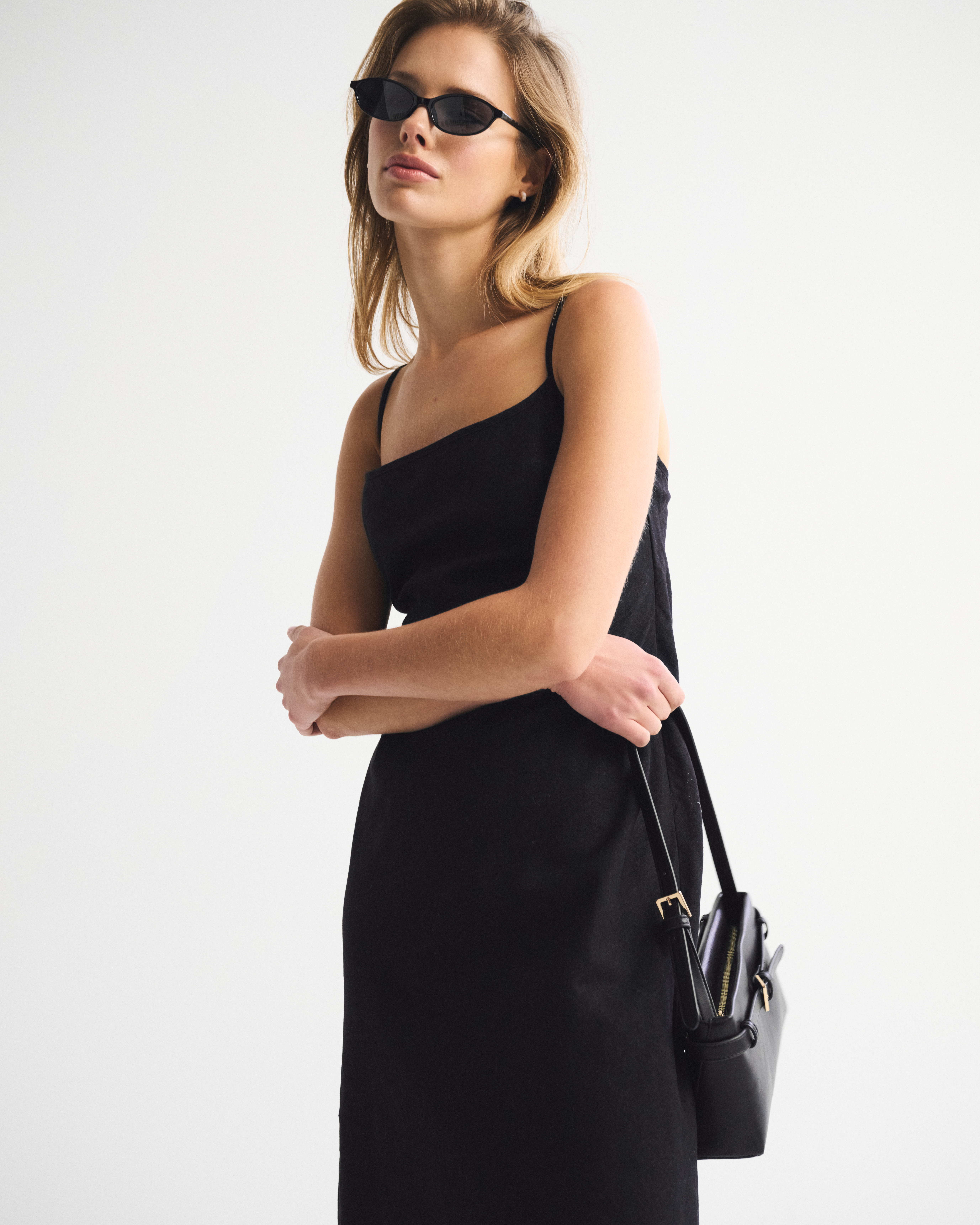 Abercrombie & Fitch The A&f Julia Slip Linen-blend Midi Dress In Black