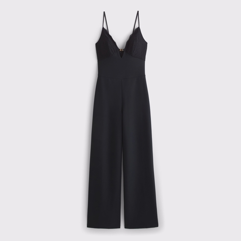 Женские комбинезоны Abercrombie & Fitch Hardware Lace-Trim Jumpsuit