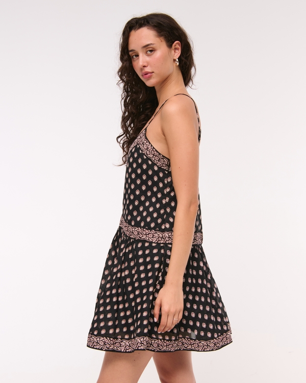 V-Neck Flowy Mini Skort