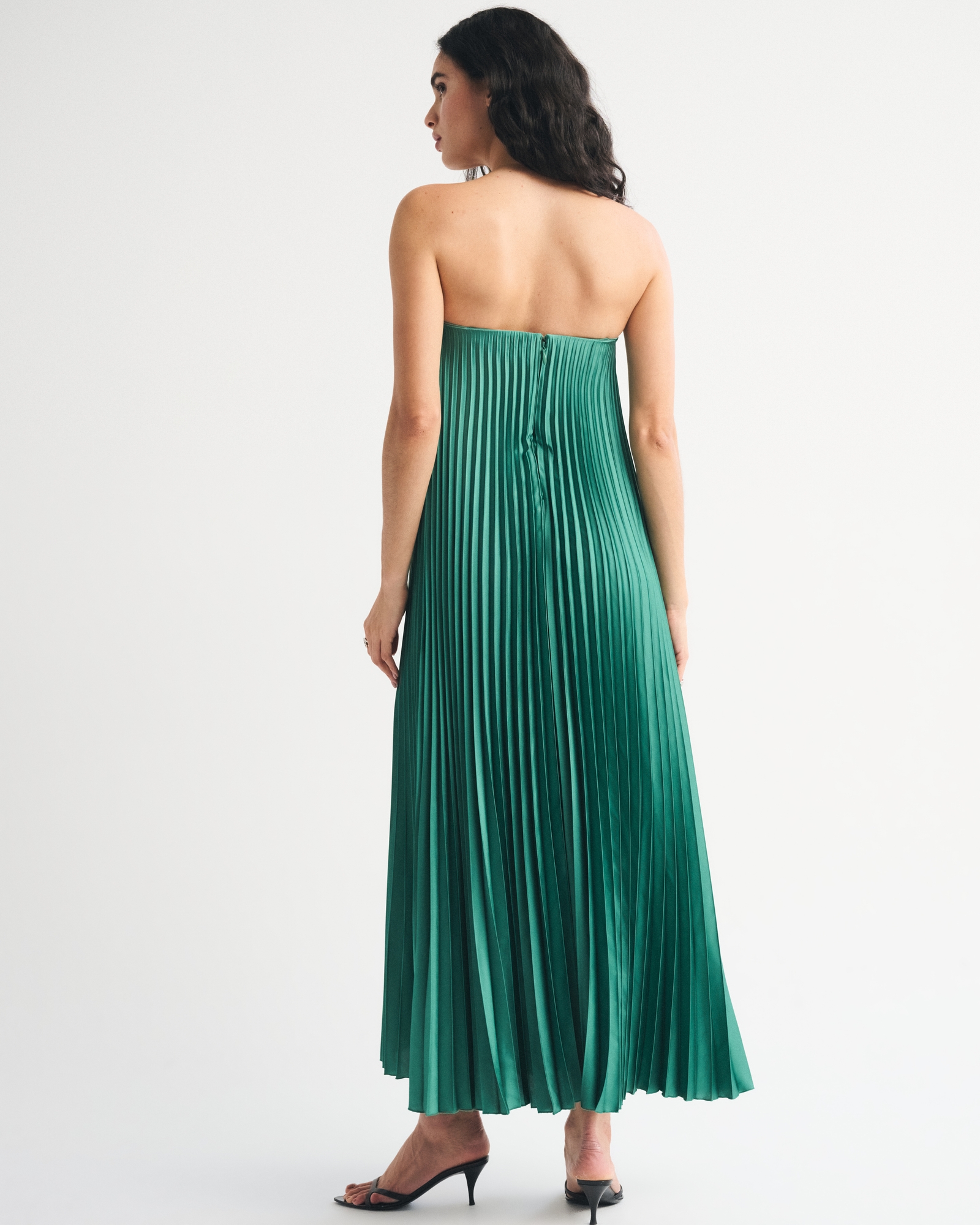 A&F Giselle Hardware Flowy Maxi Dress