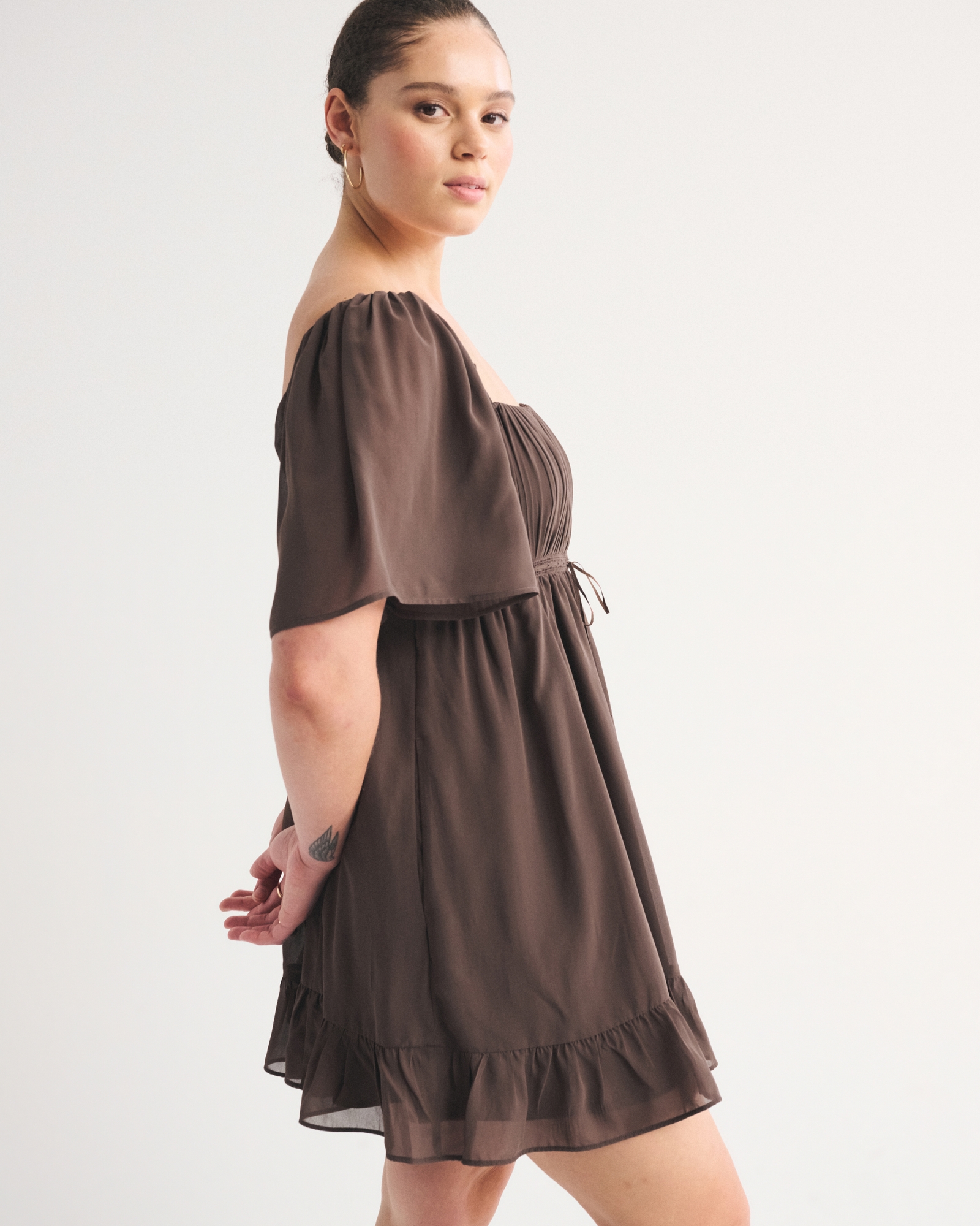 where can i get cute dresses online Cetims Halter Sleeveless Long Soft Satin Graduation Prom pretty Prom Dresses Cute Prom Dresses Vintage Mauve Light Green Chinon Anarkali Clothing Size:3X Small Clothing and Accessories Height 69 with shoes