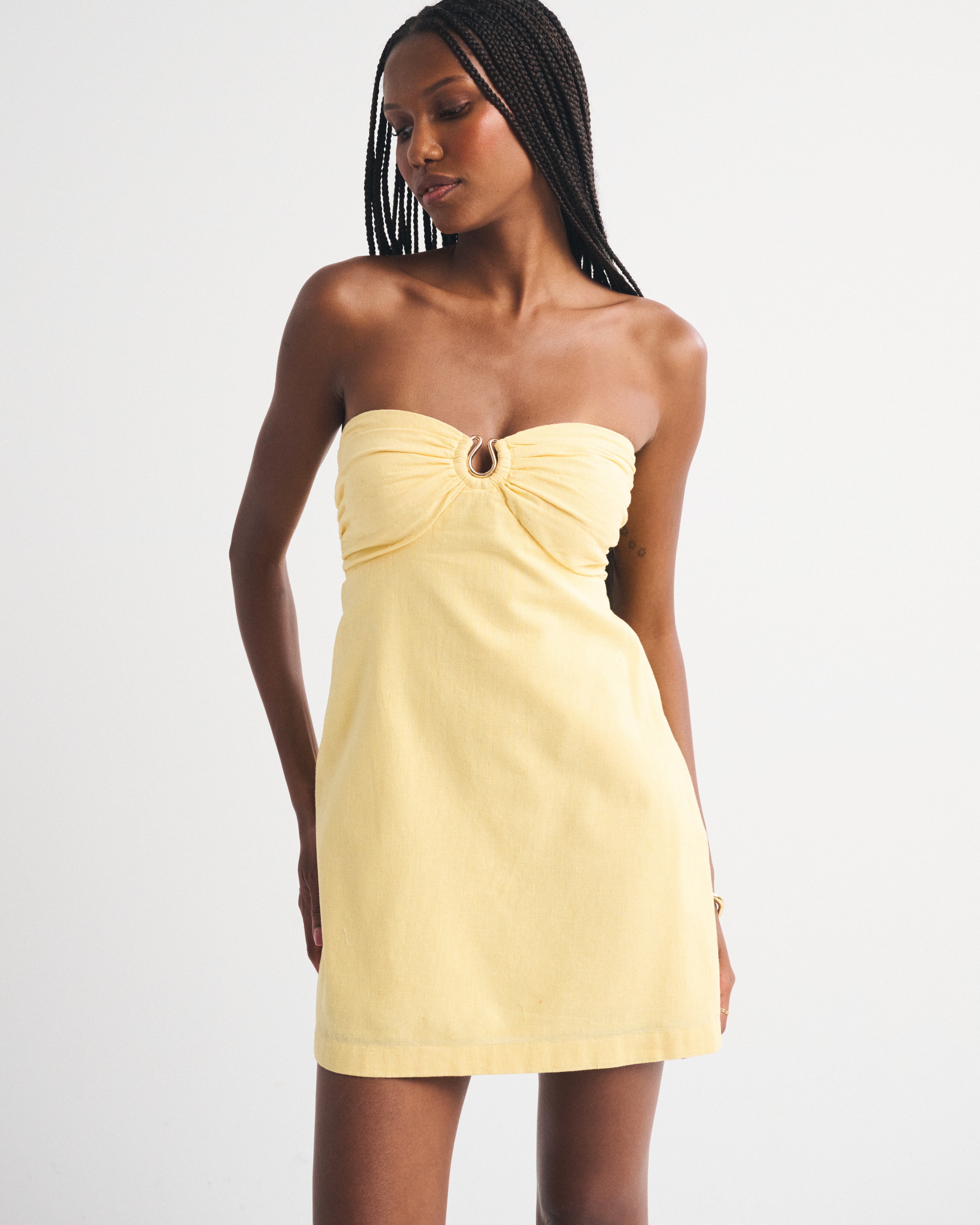 A&F Bra-Free Scarlett Strapless Linen-Blend Skort - Black